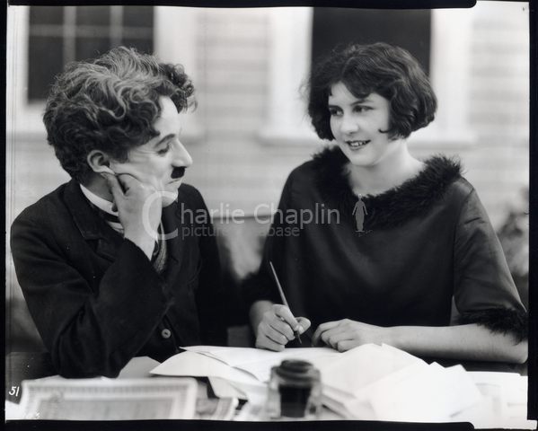 X103_chaplin_and_lita_grey_gold_rush_contract_signature_big