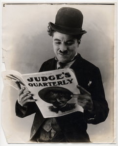 Little_tramp_reading_medium