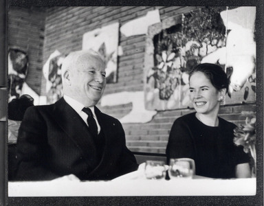 Charles_and_oona_chaplin_medium