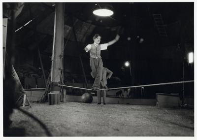 Circus_rope_scene_medium