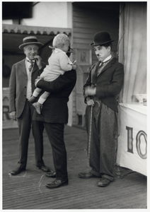 Circus_hot_dog_scene_b_medium