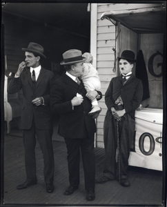 Circus_hot_dog_scene_e_medium