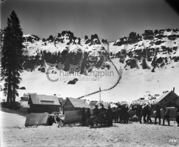 Chilkoot Pass set (location) : Mountain line - Charlie Chaplin Image Bank