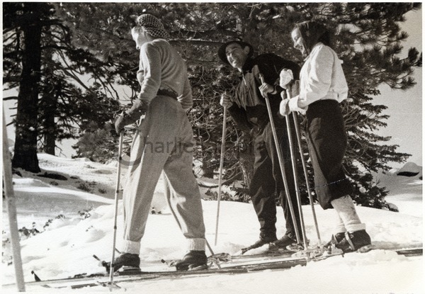 Paulette Goddard taking skiing lessons / Egon G. Merz - Charlie Chaplin ...